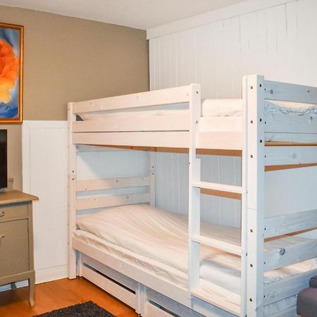 1 Bedroom Amazing Apartment In Ystad Exterior photo